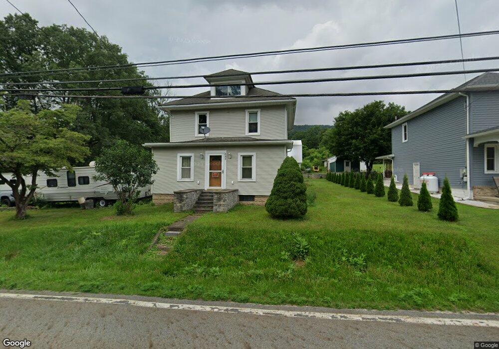 653 E Market St, Williamstown, PA 17098 - photo 1