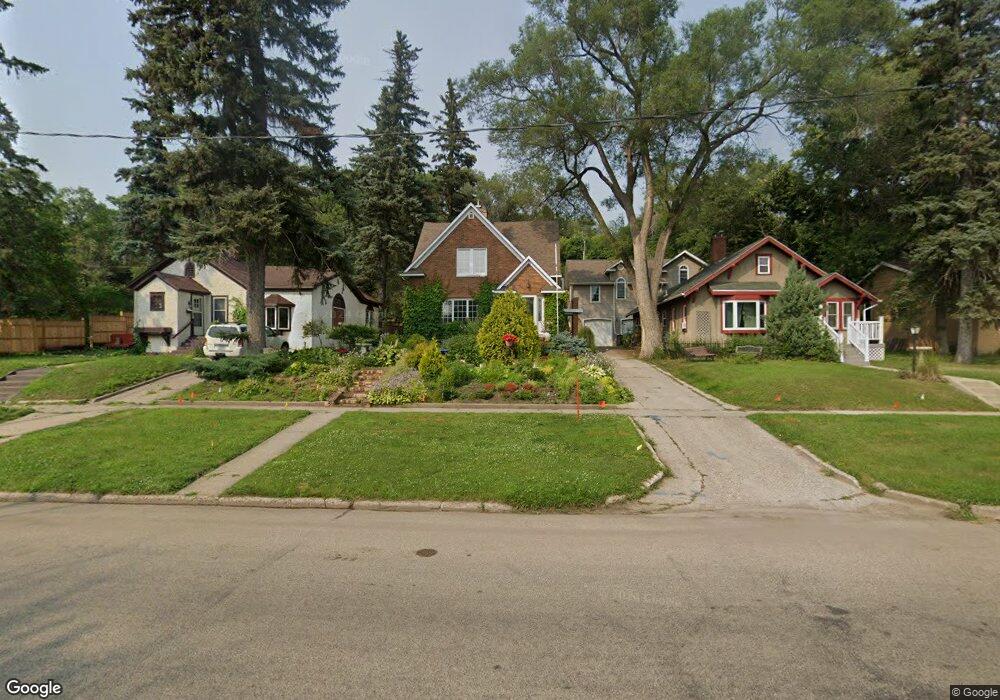 605 5th St NE, Jamestown, ND 58401 - photo 1