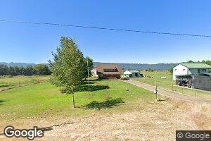 95 W Birnie Slough Rd, Cathlamet, WA 98612