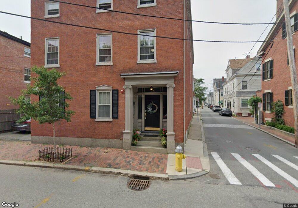 8 Brown St unit 1, Salem, MA 01970 - photo 1