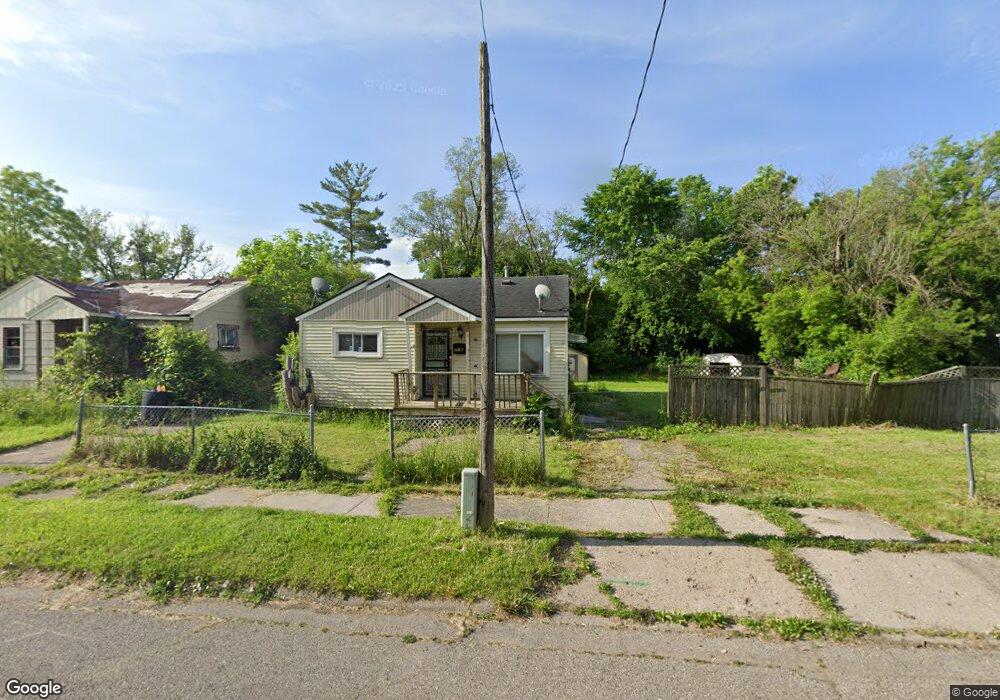 218 E Ruth Ave, Flint, MI 48505 - photo 1