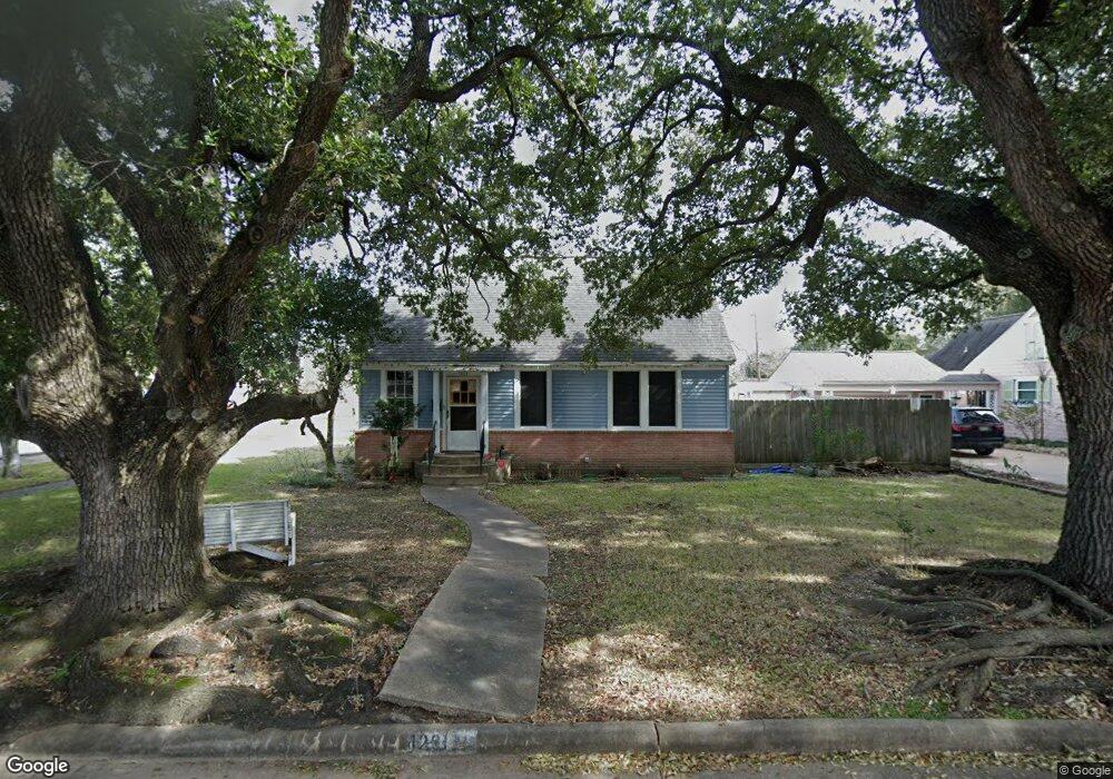 1201 Macarthur St, Rosenberg, TX 77471 - photo 1