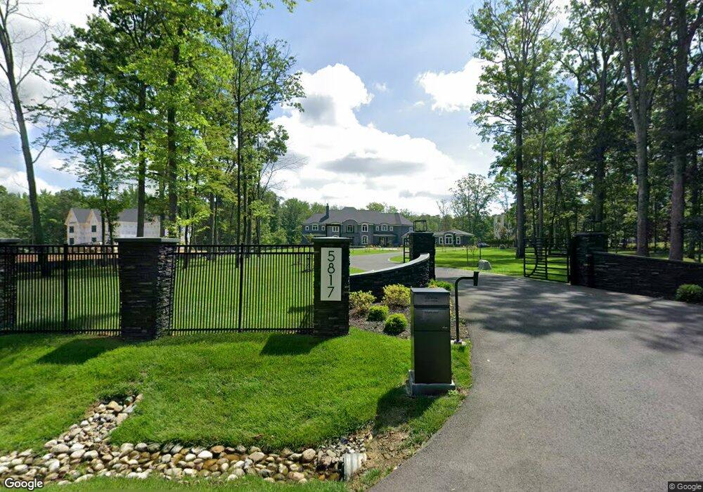 5817 Doyle Rd, Clifton, VA 20124 - photo 1