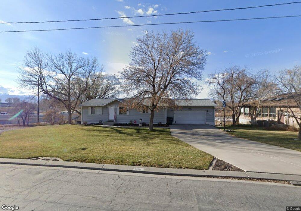 11374 S 445 W, South Jordan, UT 84095 - photo 1