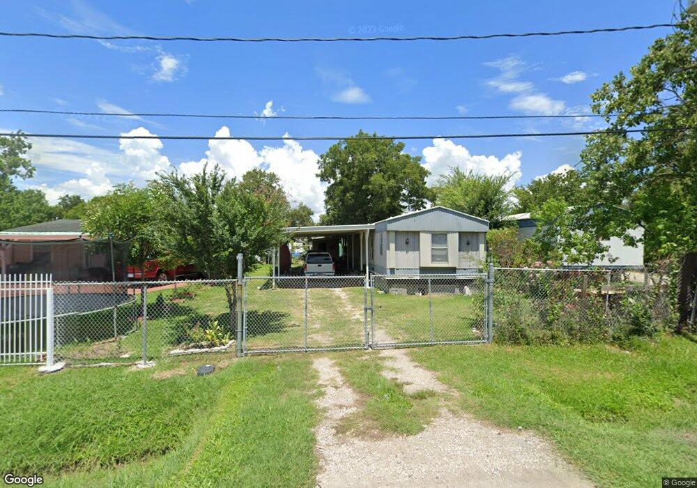 13725 Muscatine St, Houston, TX 77015 - photo 1