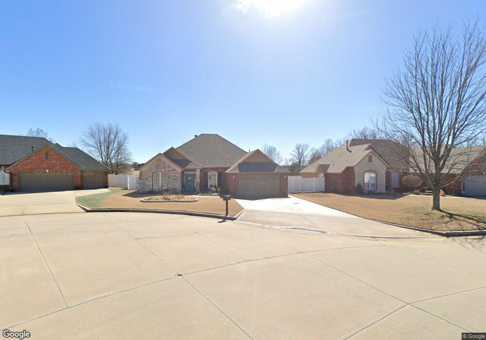 2707 Woodbridge Dr, Shawnee, OK 74804 - photo 1