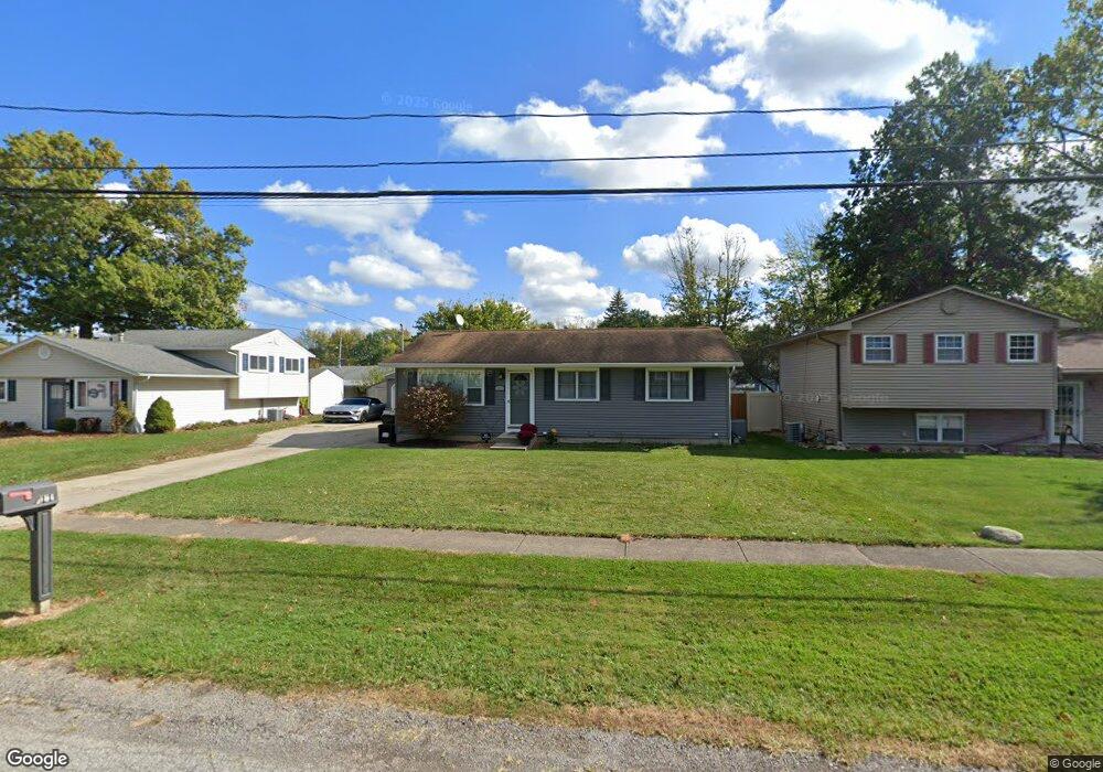 711 Oakwood Ave, Sheffield Lake, OH 44054 - photo 1