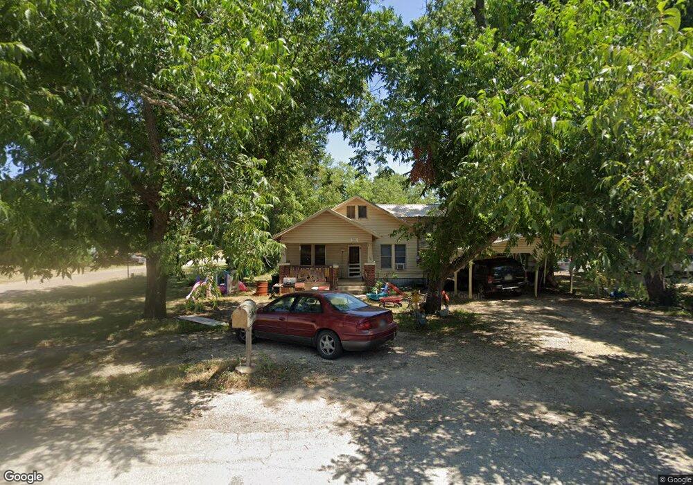 301 2nd St, Moody, TX 76557 - photo 1