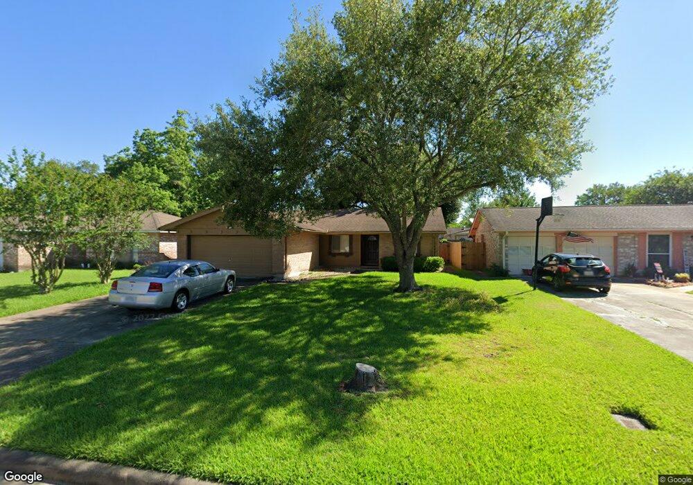 16635 Tibet Rd, Friendswood, TX 77546 - photo 1