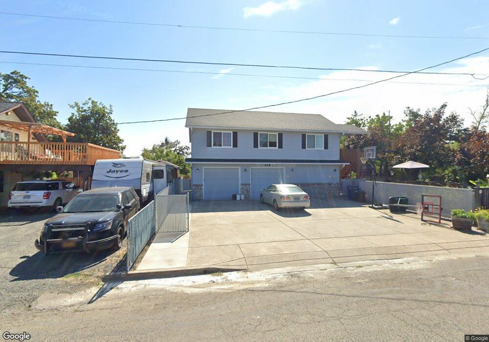 290 S 2nd St, Creswell, OR 97426 - photo 1