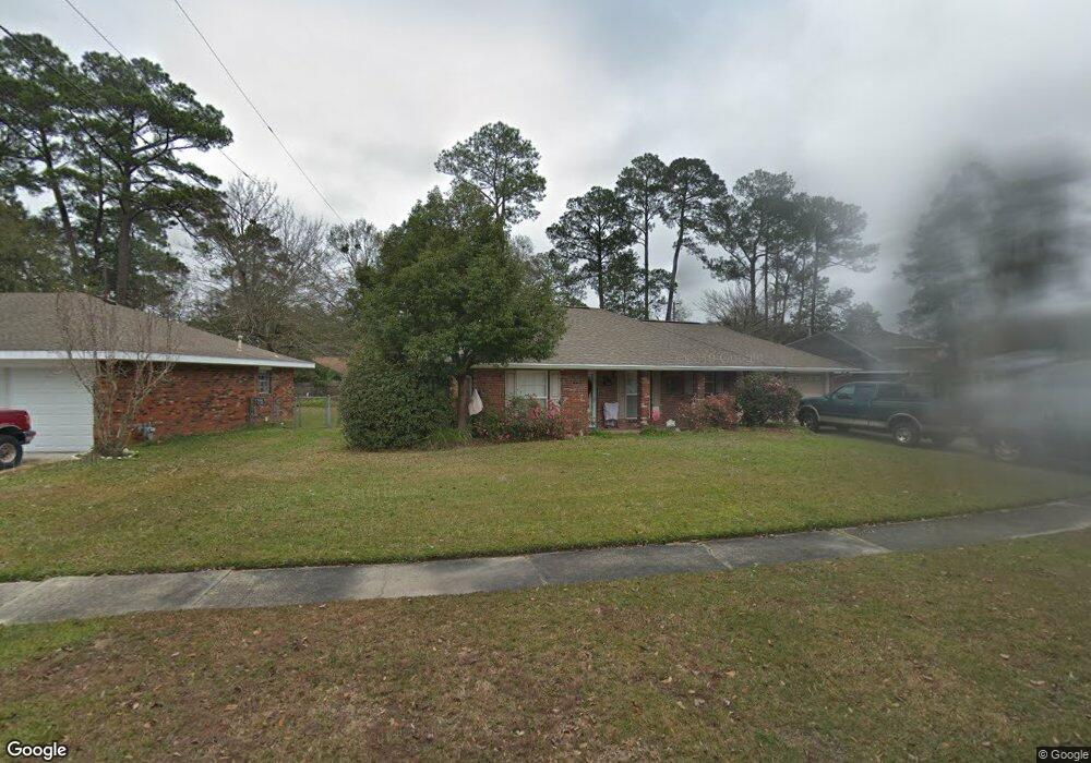 1532 Englewood Dr, Slidell, LA 70458 - photo 1