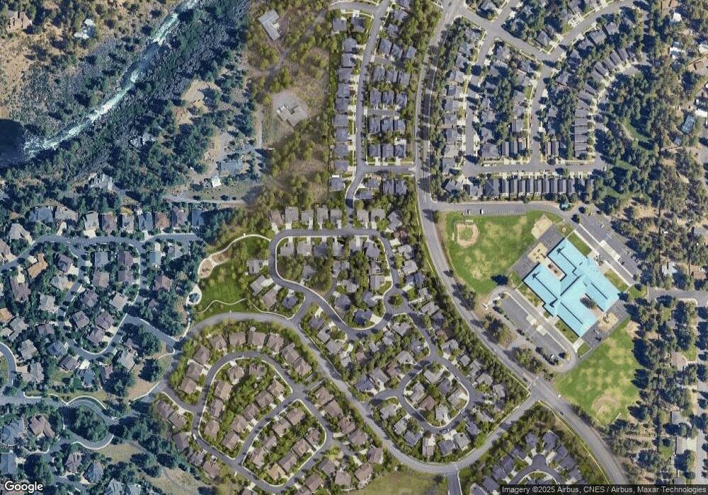 19520 Fishhawk Loop, Bend, OR 97702 - photo 1