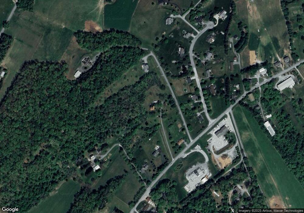 284 Main St, Felton, PA 17322 - photo 1