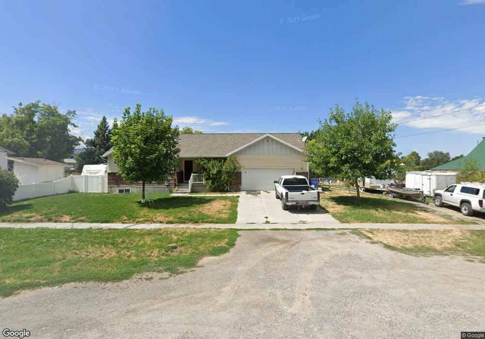 233 N 400 W, Hyrum, UT 84319 - photo 1
