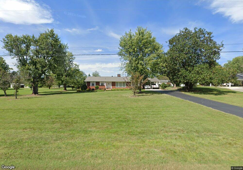 113 Riverside Dr, Linden, TN 37096 - photo 1