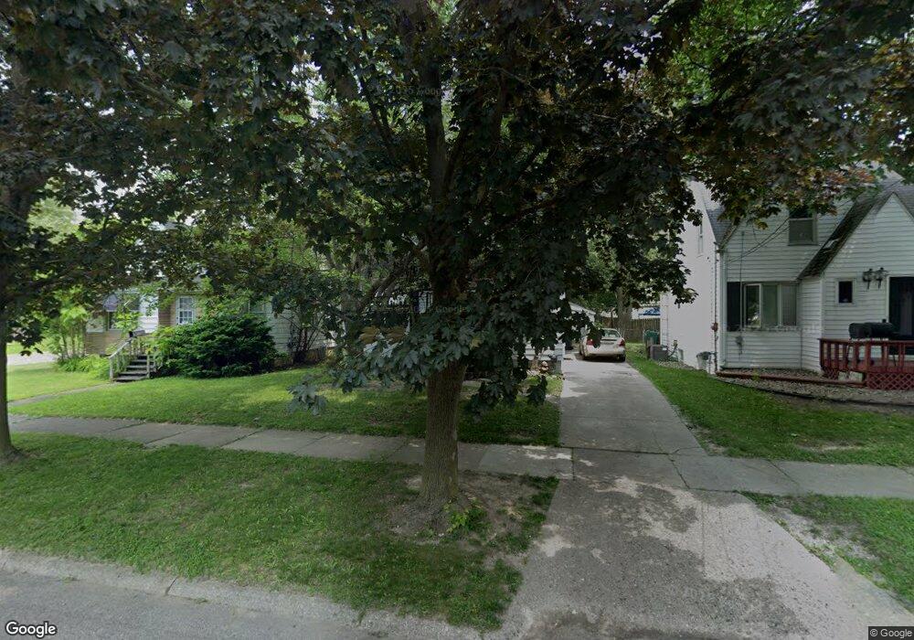 1305 Stocker Ave, Flint, MI 48503 - photo 1