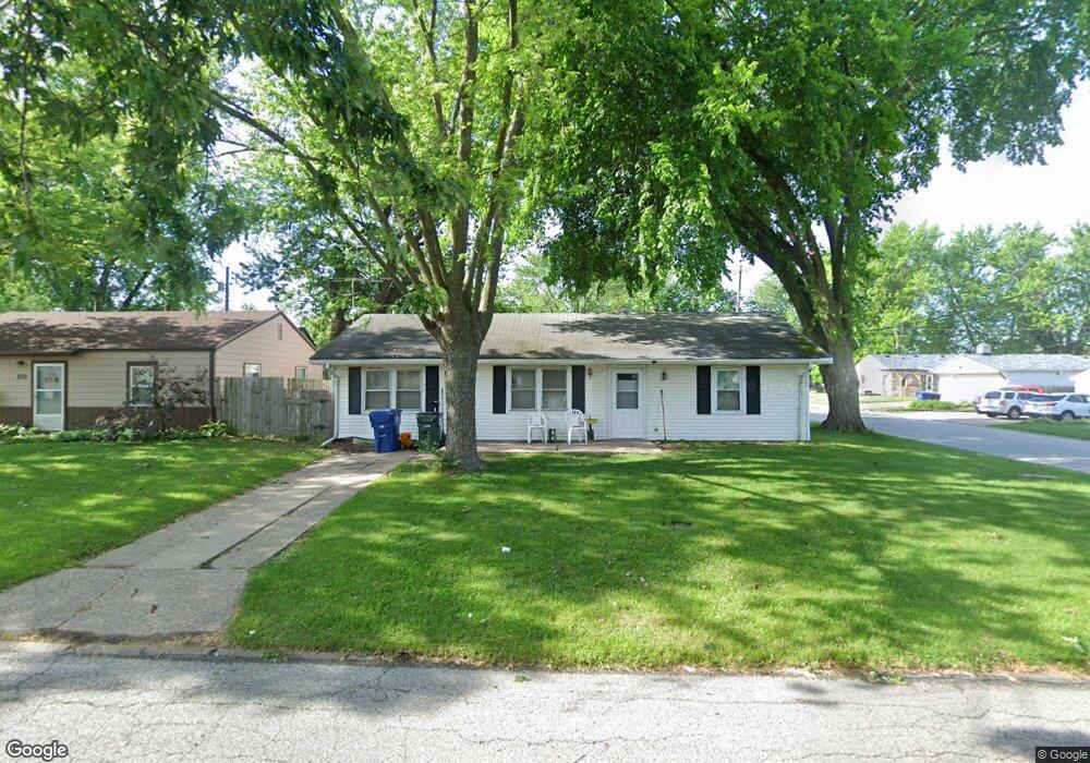 2715 W 68th St, Davenport, IA 52806 - photo 1