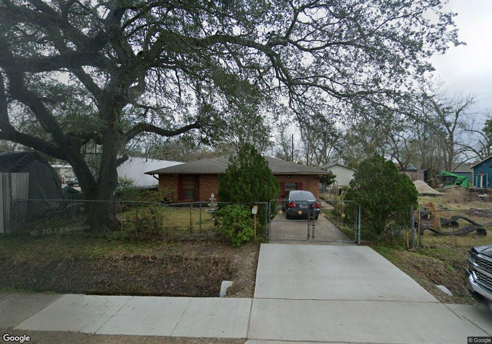 406 E Sunnyside St, Houston, TX 77076 - photo 1