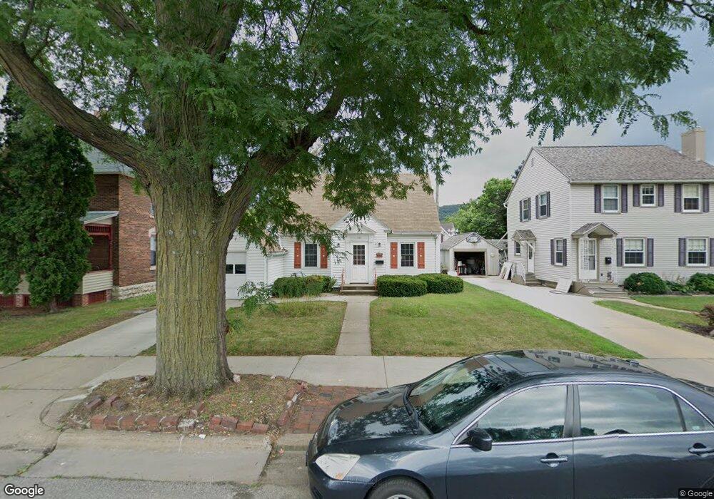 1057 W 6th St, Winona, MN 55987 - photo 1