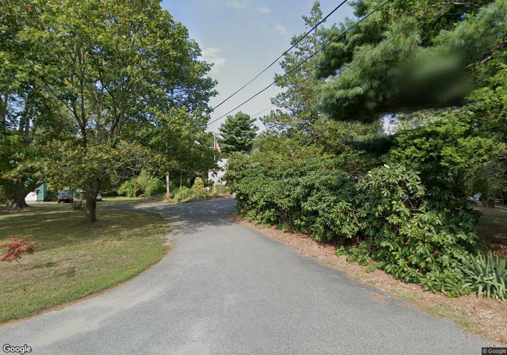 60 Mansfield Ave, Portsmouth, RI 02871 - photo 1