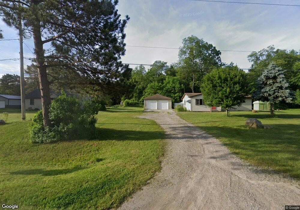 8064 E Coldwater Rd, Davison, MI 48423 - photo 1