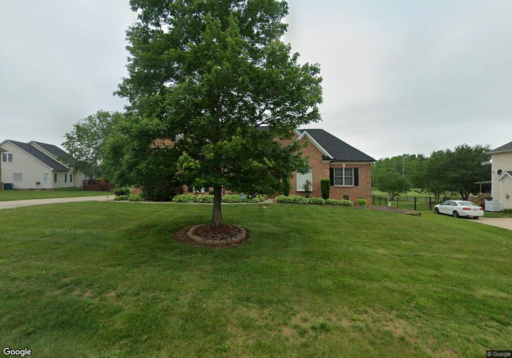 136 Fox Den Cir, Statesville, NC 28677 - photo 1