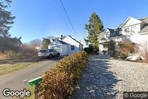 98 Cranfield St, New Castle, NH 03854