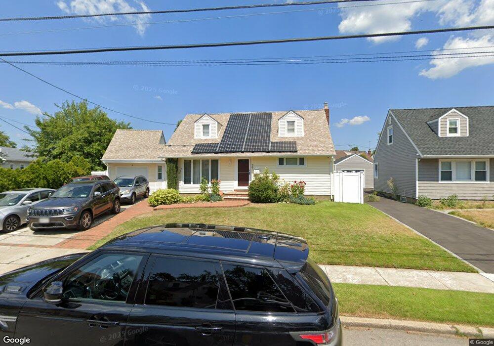 27 Virginia St, Valley Stream, NY 11580 - photo 1