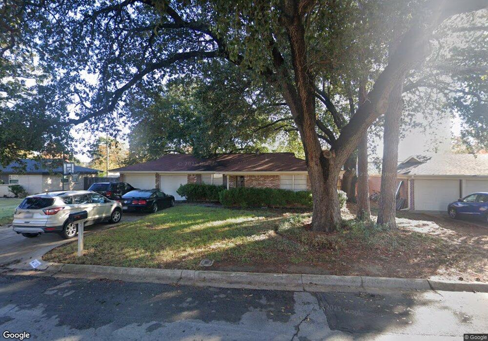 1160 Simpson Dr, Hurst, TX 76053 - photo 1