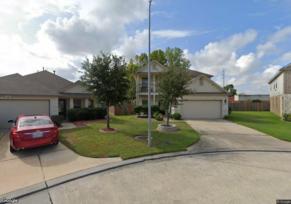 10906 Capstone Dr, Houston, TX 77088 - photo 1