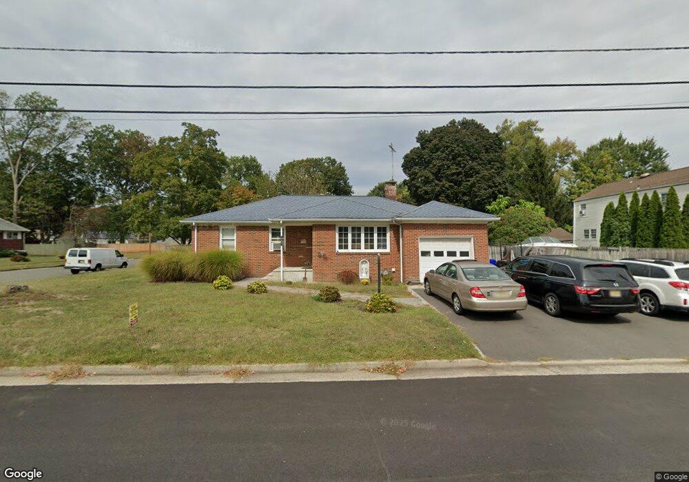 407 Seneca Ave, Middlesex, NJ 08846 - photo 1