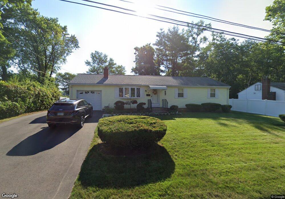 4 Pine Meadow Ln, Bloomfield, CT 06002 - photo 1