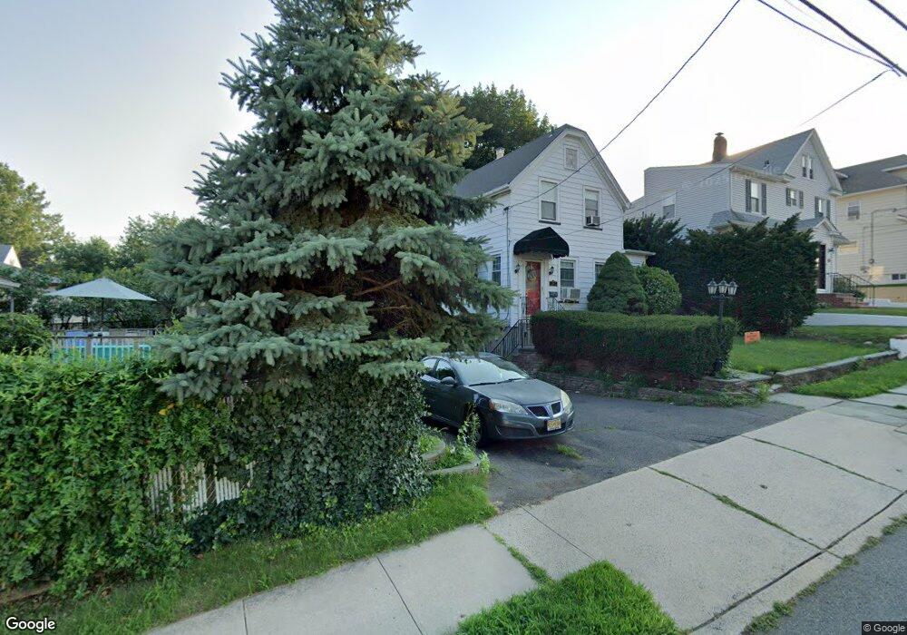 260 Jefferson Ave, Hasbrouck Heights, NJ 07604 - photo 1