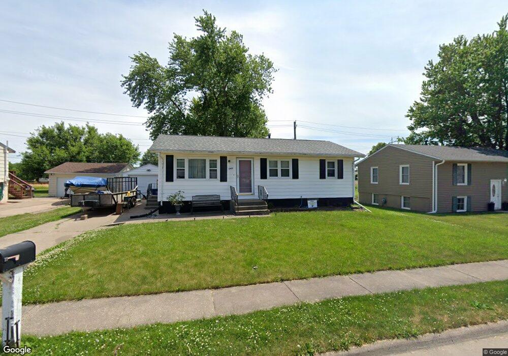 1933 W 68th St, Davenport, IA 52806 - photo 1