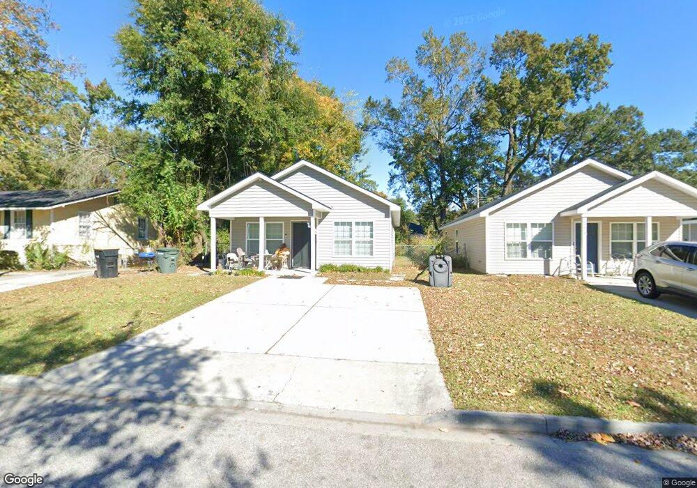 1304 E 56th St, Savannah, GA 31404 - photo 1