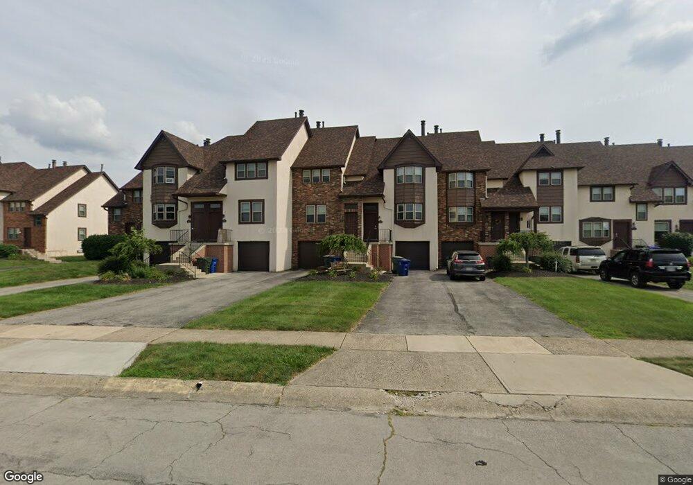 2007 Queensgate Ln, Columbus, OH 43235 - photo 1