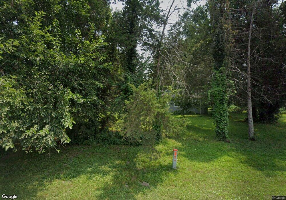 923 N 2000 Rd, Lawrence, KS 66049 - photo 1