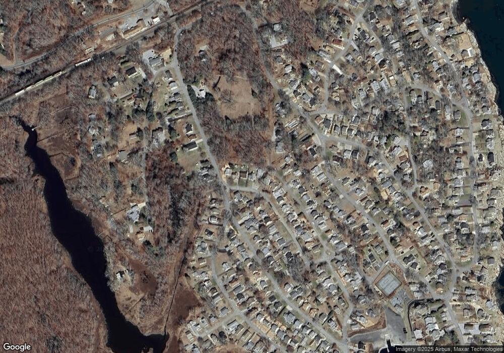 8 Ridgewood Rd, Old Lyme, CT 06371 - photo 1