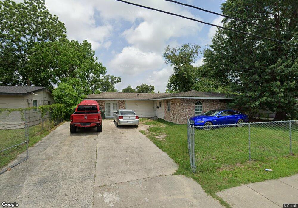 1605 Cactus Dr, Lake Charles, LA 70607 - photo 1