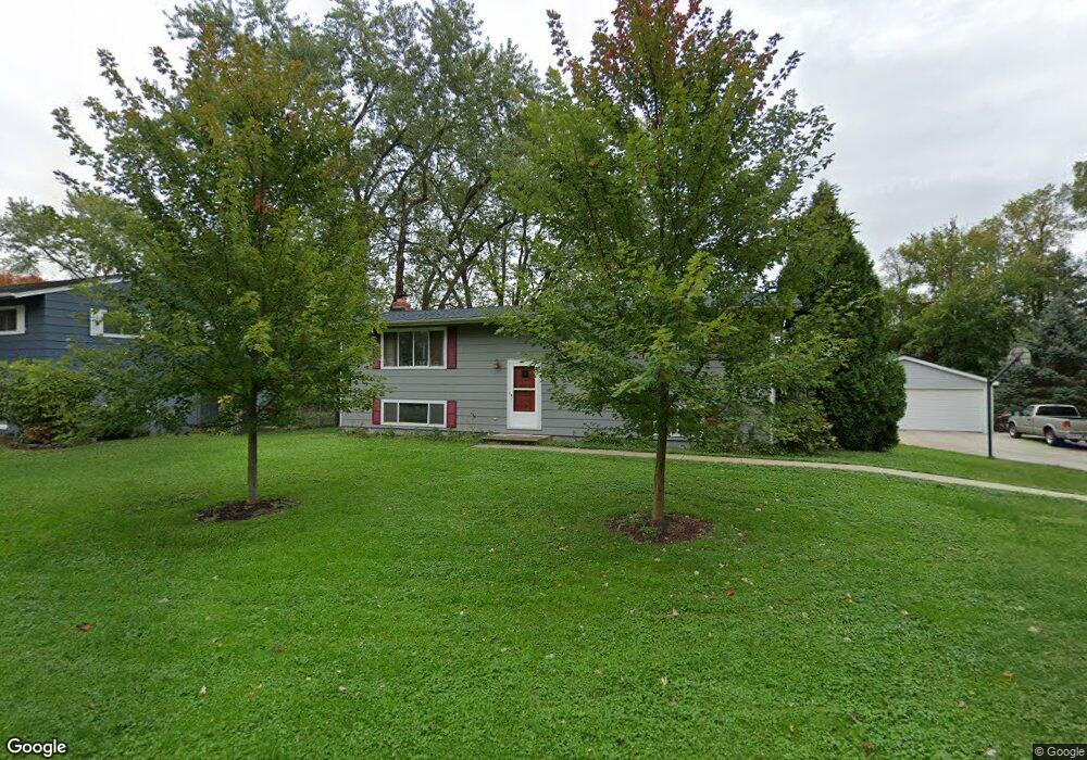 1113 Isabel Dr, Algonquin, IL 60102 - photo 1
