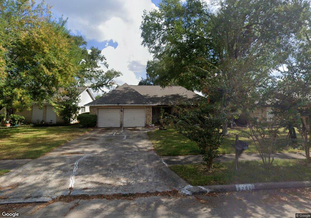 8206 Chestnut Forest Dr, Houston, TX 77088 - photo 1