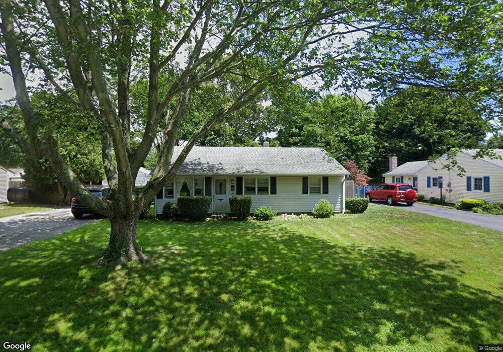 10 Fernwood Rd, Bristol, RI 02809 - photo 1