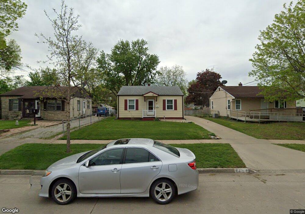 2417 Maple St, Des Moines, IA 50317 - photo 1