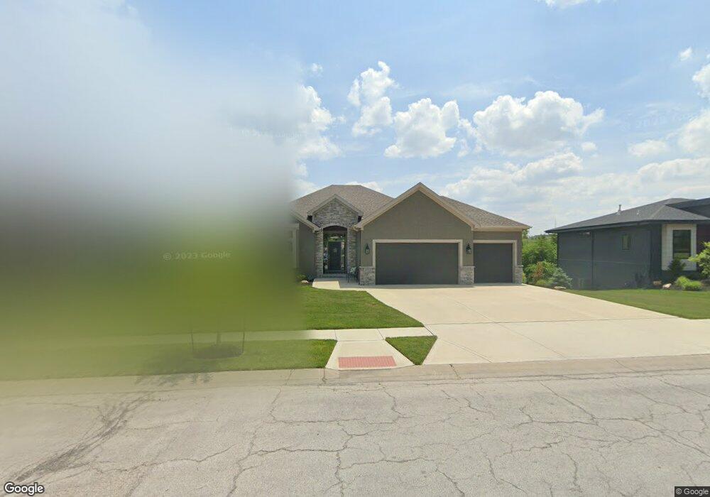 9901 Warwick St, Lenexa, KS 66220 - photo 1