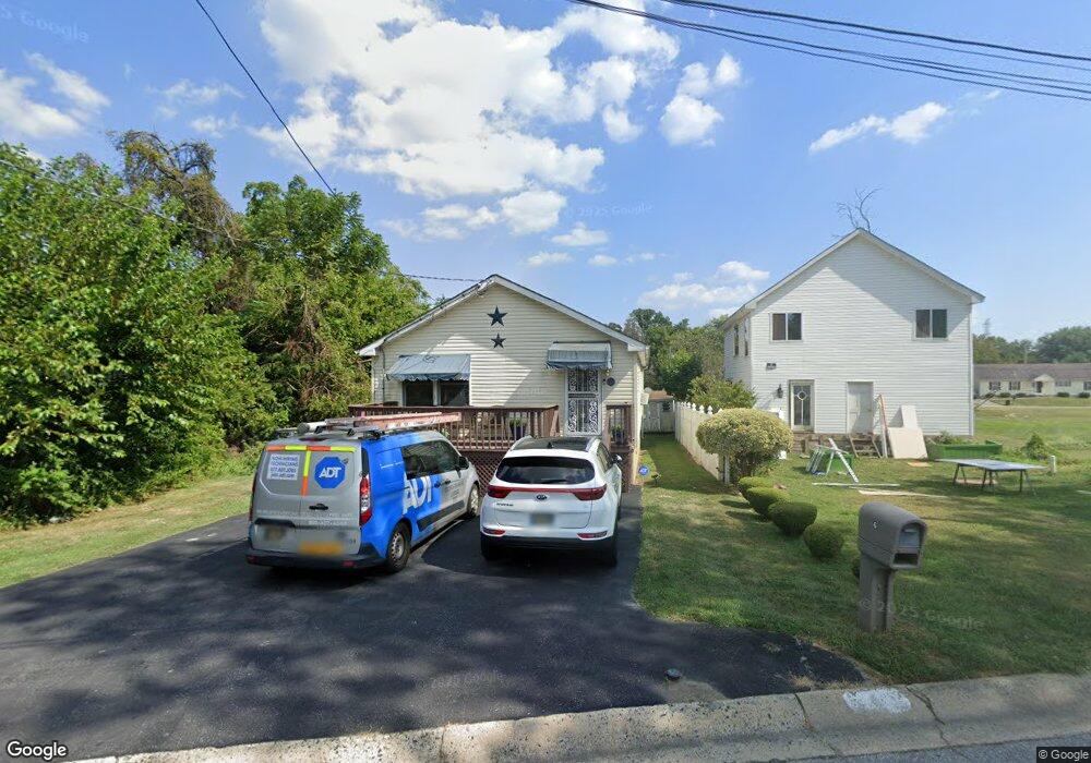 6 Meehan Ln, New Castle, DE 19720 - photo 1