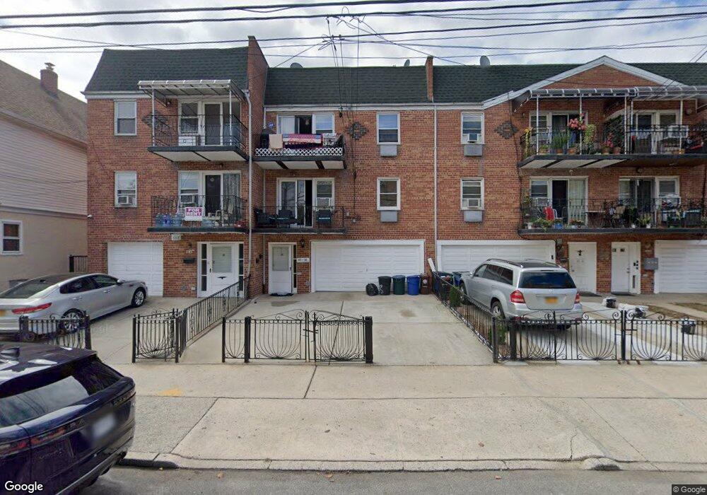 10138 104th St, Ozone Park, NY 11416 - photo 1