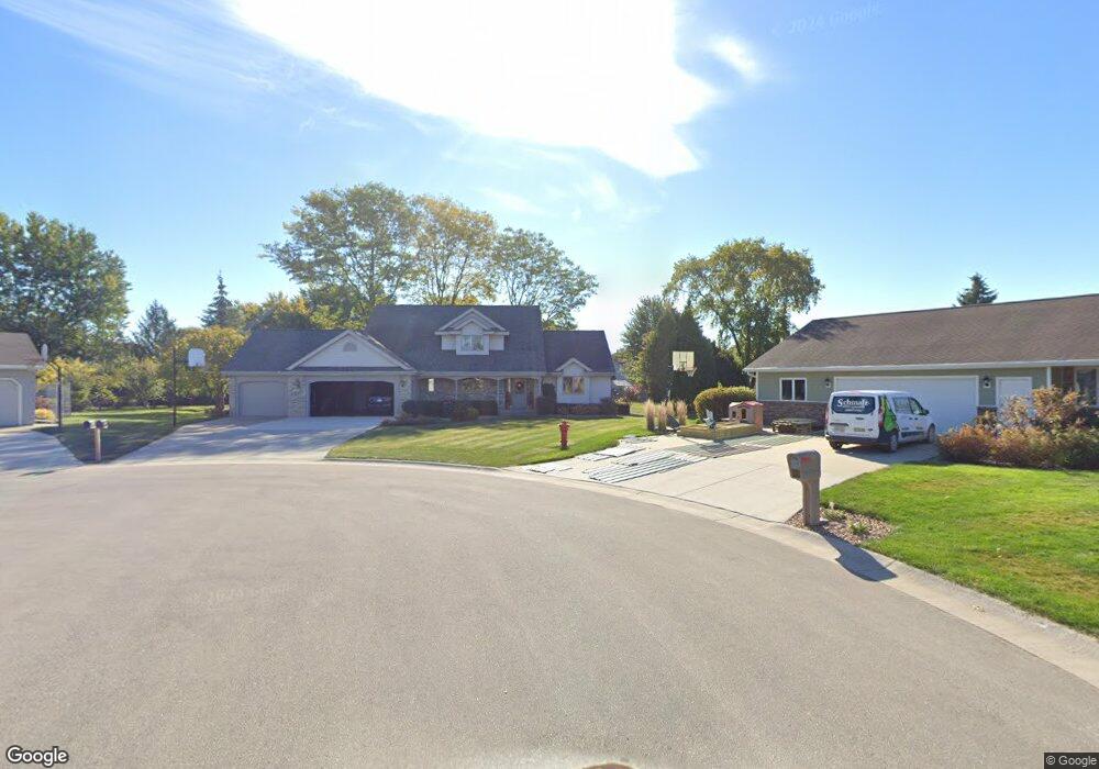 W2835 Kebe Ct, Appleton, WI 54915 - photo 1