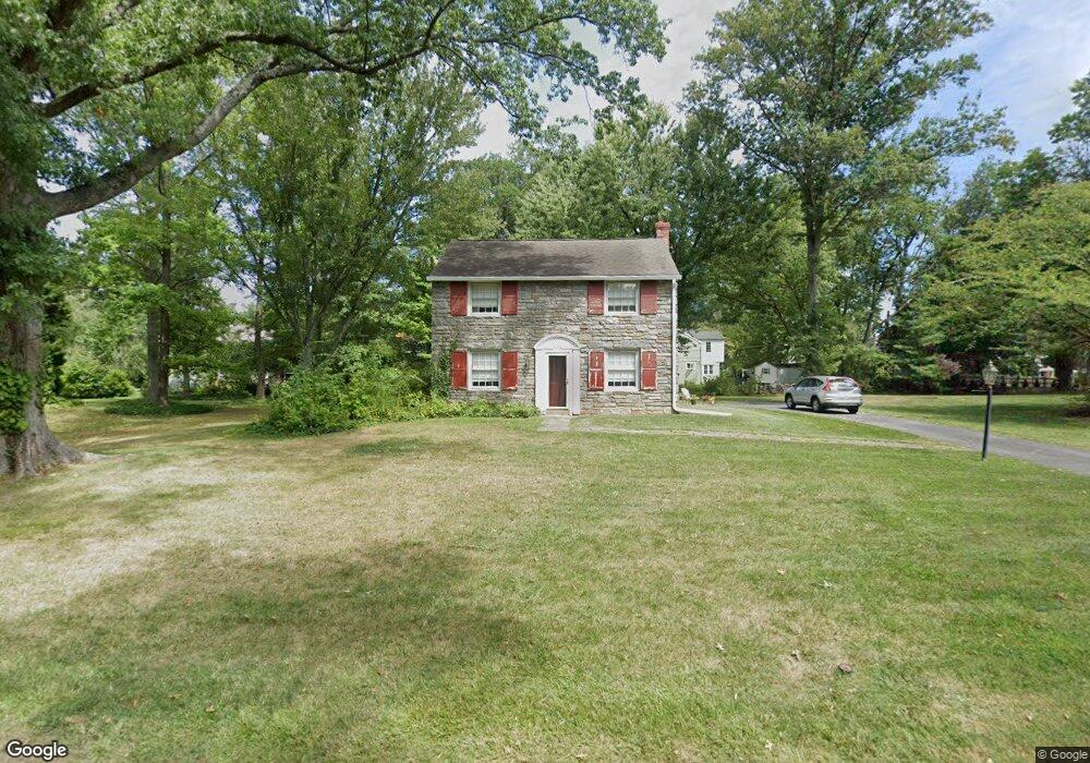 402 Hawthorne Rd, Wallingford, PA 19086 - photo 1