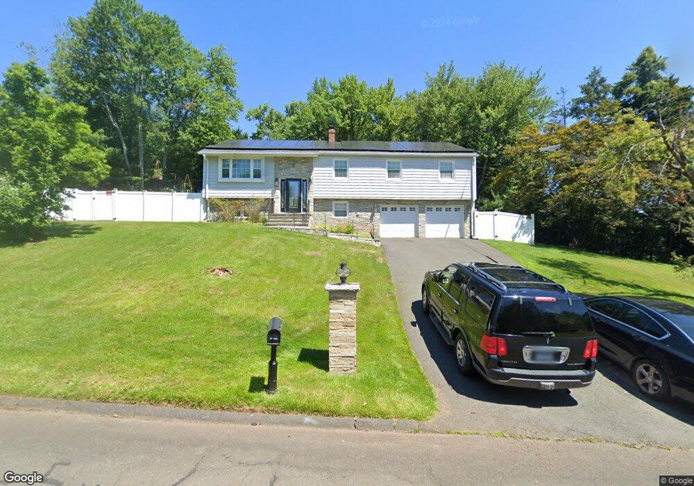 40 Overlook Dr, Windsor, CT 06095 - photo 1