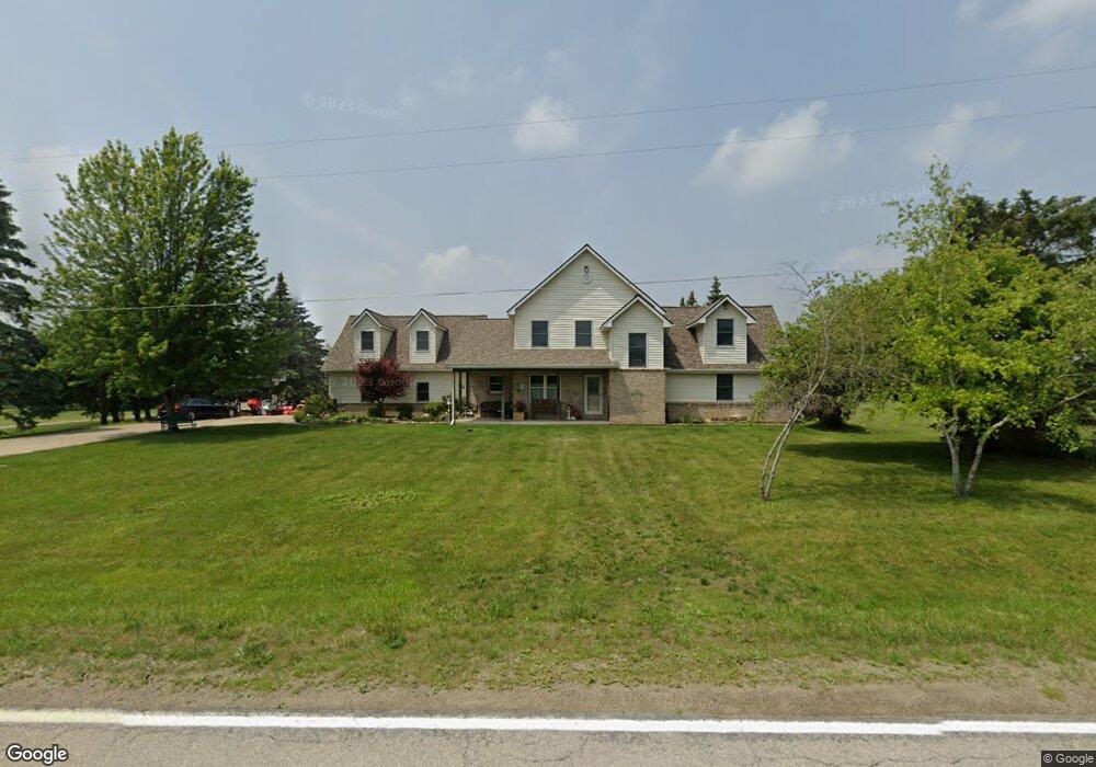 2391 N Baxter Rd, Davison, MI 48423 - photo 1